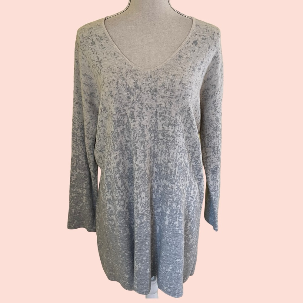 J. Jill Grey/Cream V-Neck Tunic Sweater S